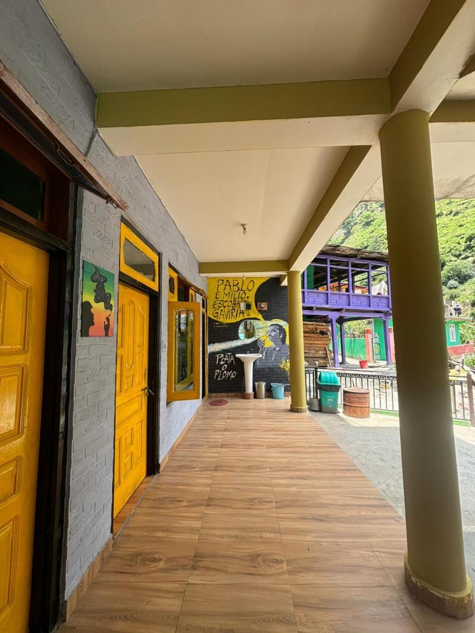 Homestay Pahadirovers & Cafe Kasol